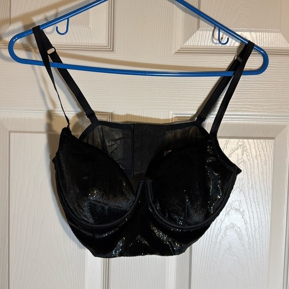 Victoria’s Secret Very Sexy Black Velvet‎ Balconette Bra 36C NWT - Picture 1 of 8